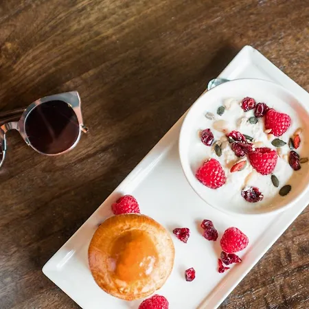 Ibis Styles Toulouse Aeroport Hotel 3*