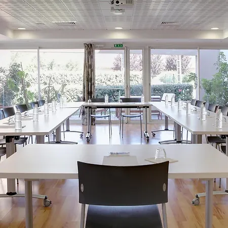 Ibis Styles Toulouse Aeroport Hotel