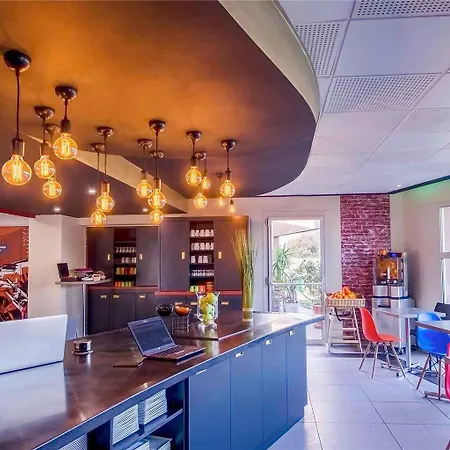 Ibis Styles Toulouse Aéroport 3*